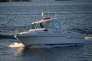  rent a motor boat 